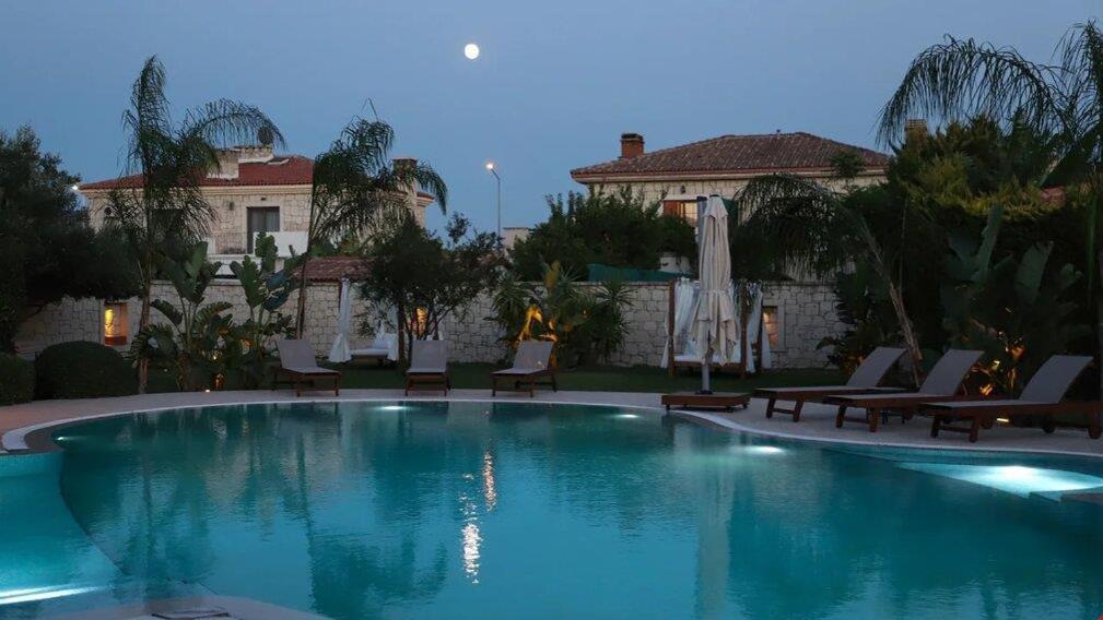 Triangulo Hotel Alaçatı Extérieur photo